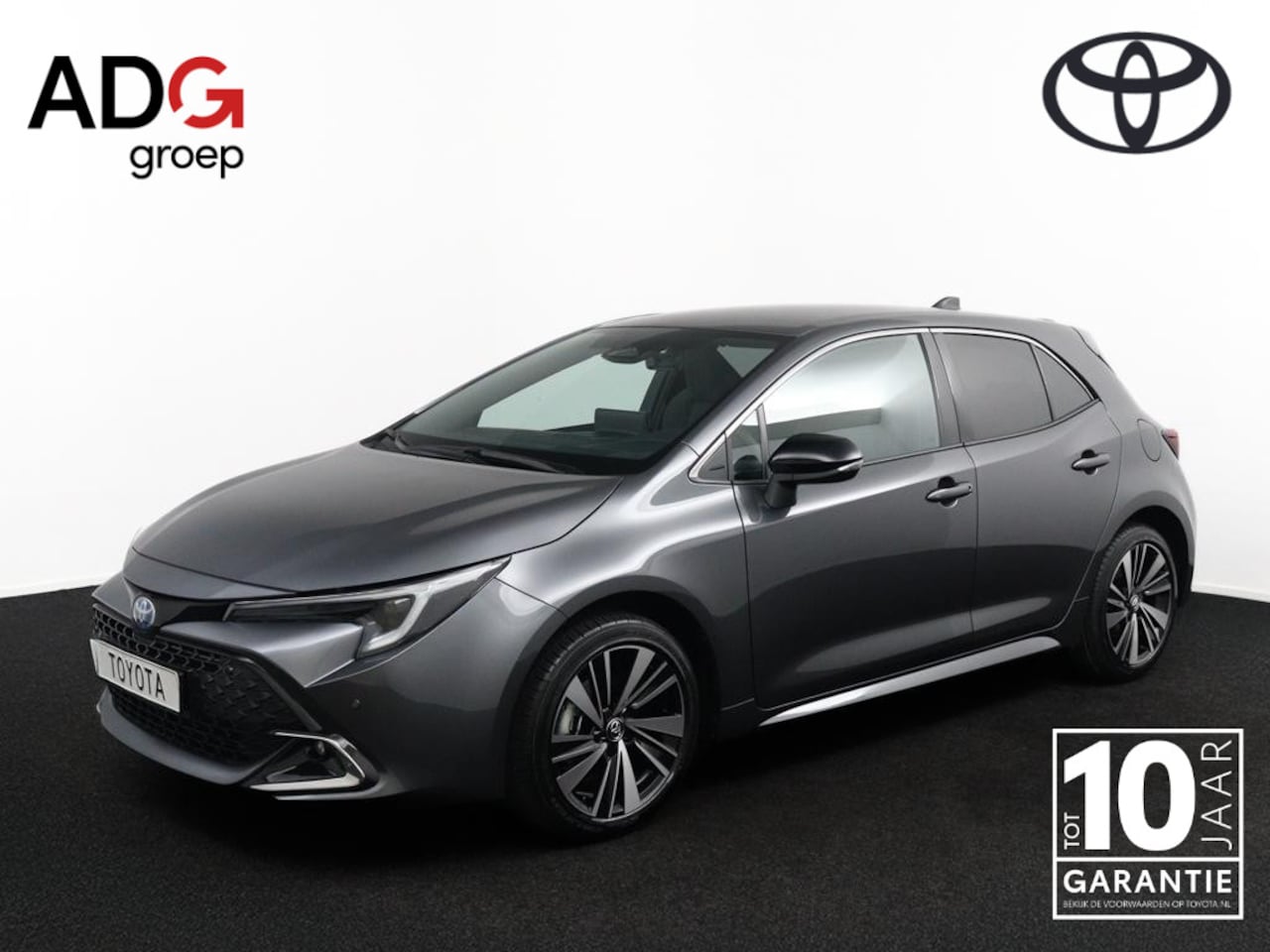 Toyota Corolla - Hybrid 140 Dynamic | Demo Voordeel! | Parkeersensoren | Stoelverwarming | Half lederen bek - AutoWereld.nl