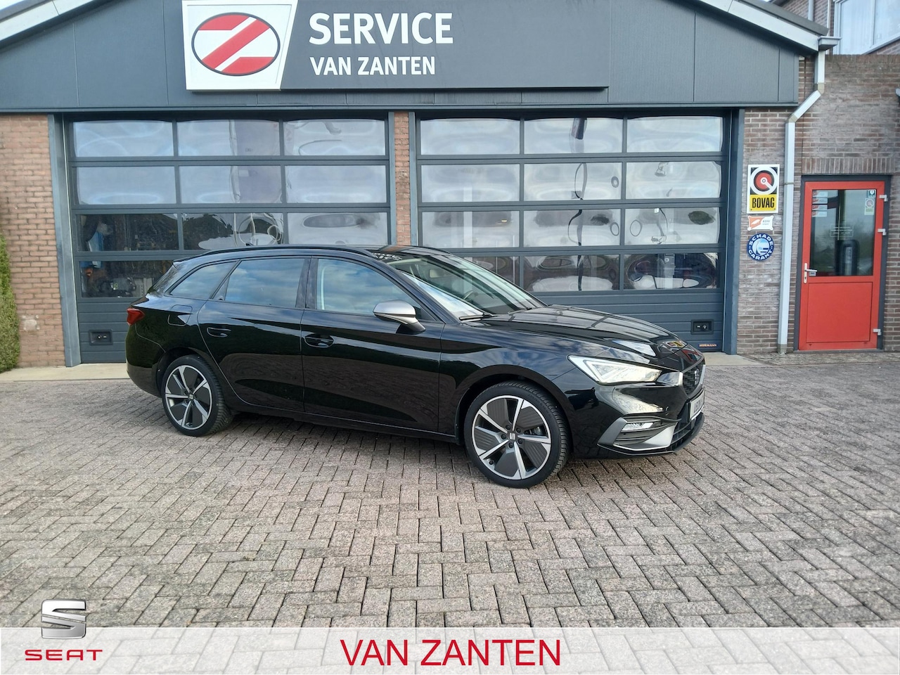 SEAT Leon Sportstourer - 1.4 TSI eHybrid PHEV FR Business Intense 1.4 TSI eHybrid PHEV FR Business Intense - AutoWereld.nl
