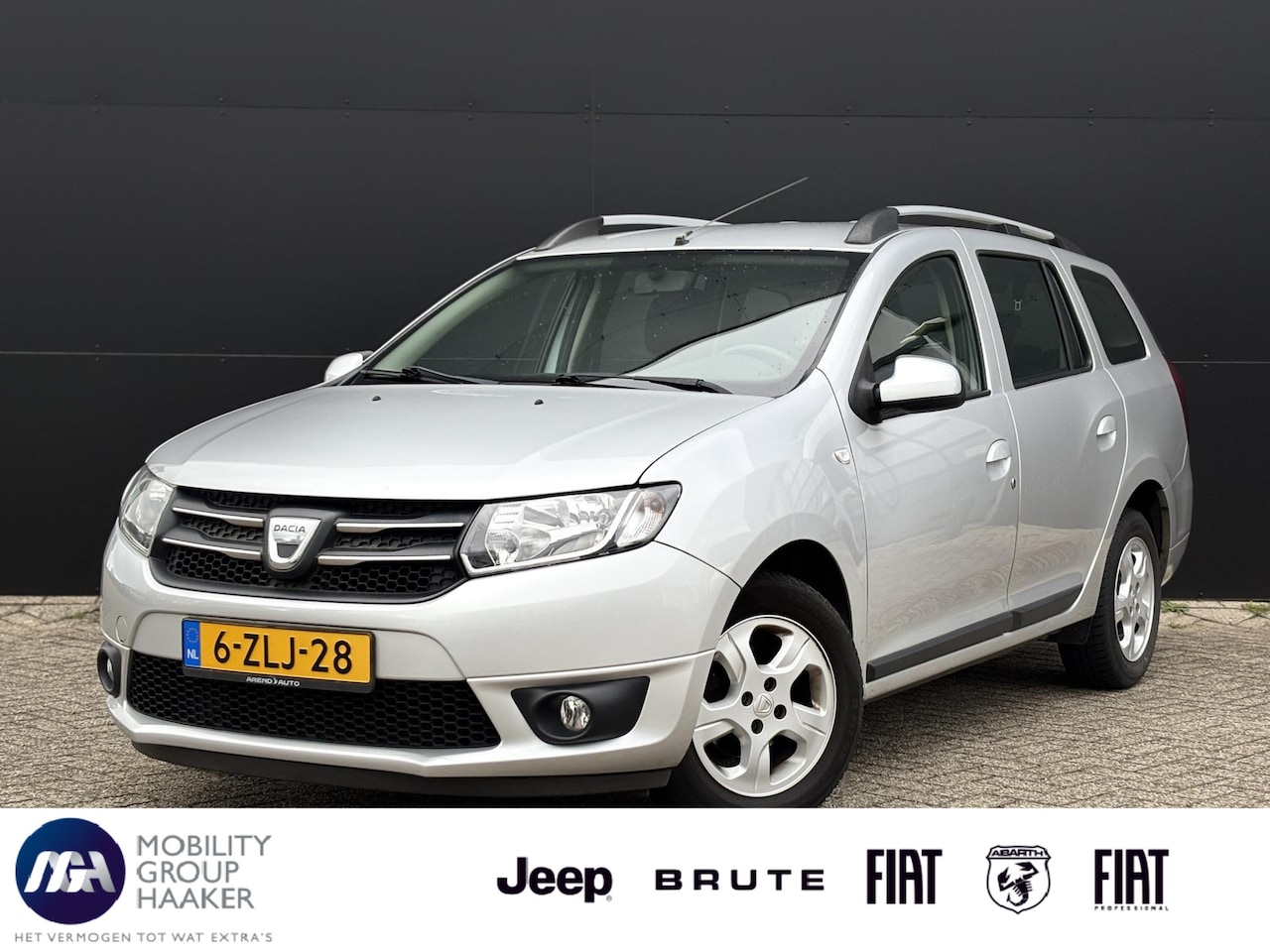 Dacia Logan MCV - 0.9 TCe Prestige | Navigatie | Cruise control | Parkeersensoren - AutoWereld.nl