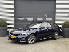 BMW 3-serie Touring - 320i High Executive M-Sport | Panoramadak | Camera | Head-Up Display | DAB |