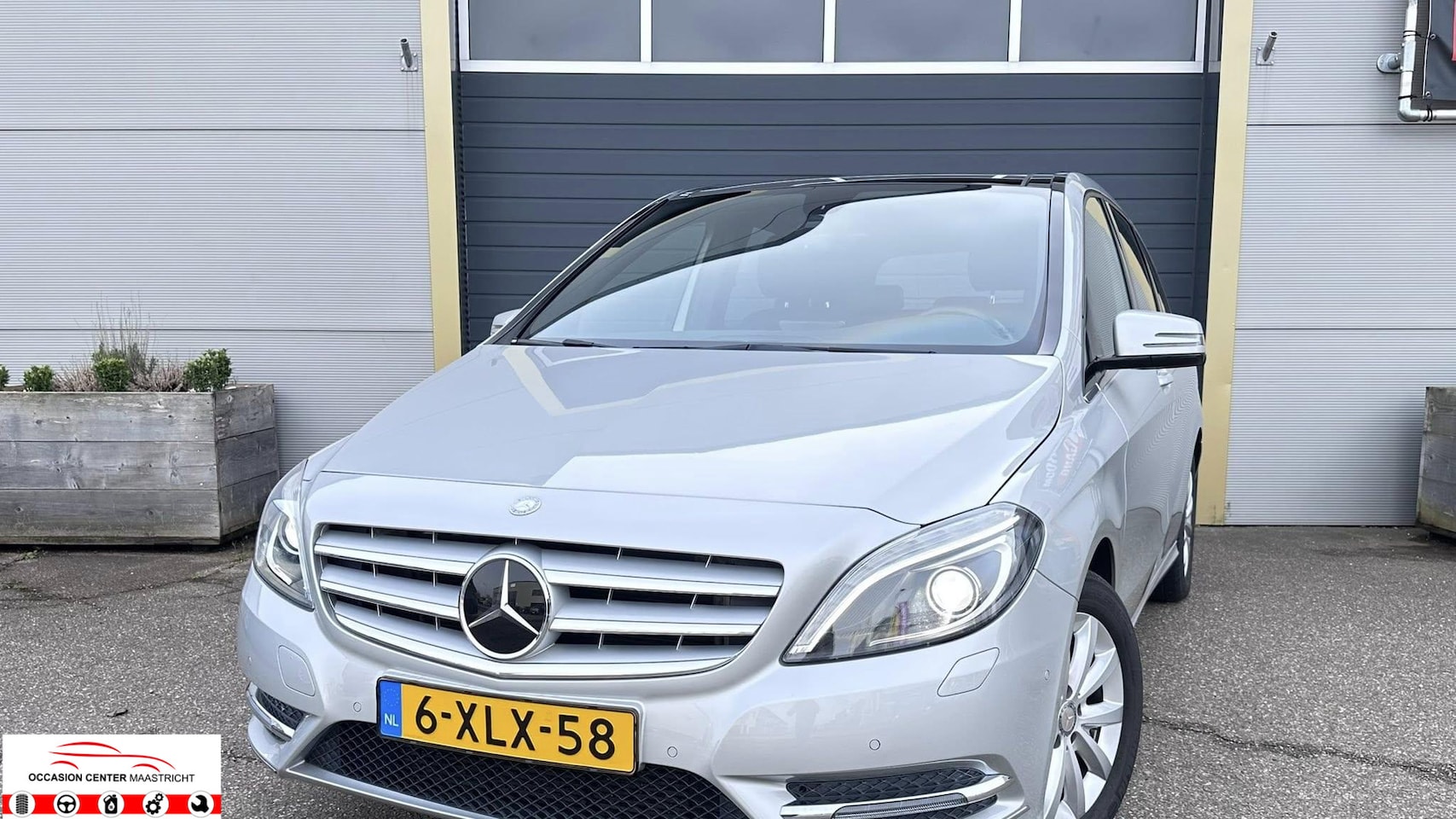 Mercedes-Benz B-klasse - 200 Prestige 200 Prestige,Panoramadak,Leder,Memorystoelen - AutoWereld.nl