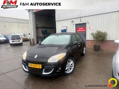 Renault Mégane - 1.6 Celsium Distributie vorig jaar vervangen, trekhaak