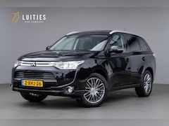 Mitsubishi Outlander - 2.0 Instyle 7-pers|Schuifdak|Leder|Trekhaak|Elek.a-klep|Camera|Rockford-Fosgate|2e-eig