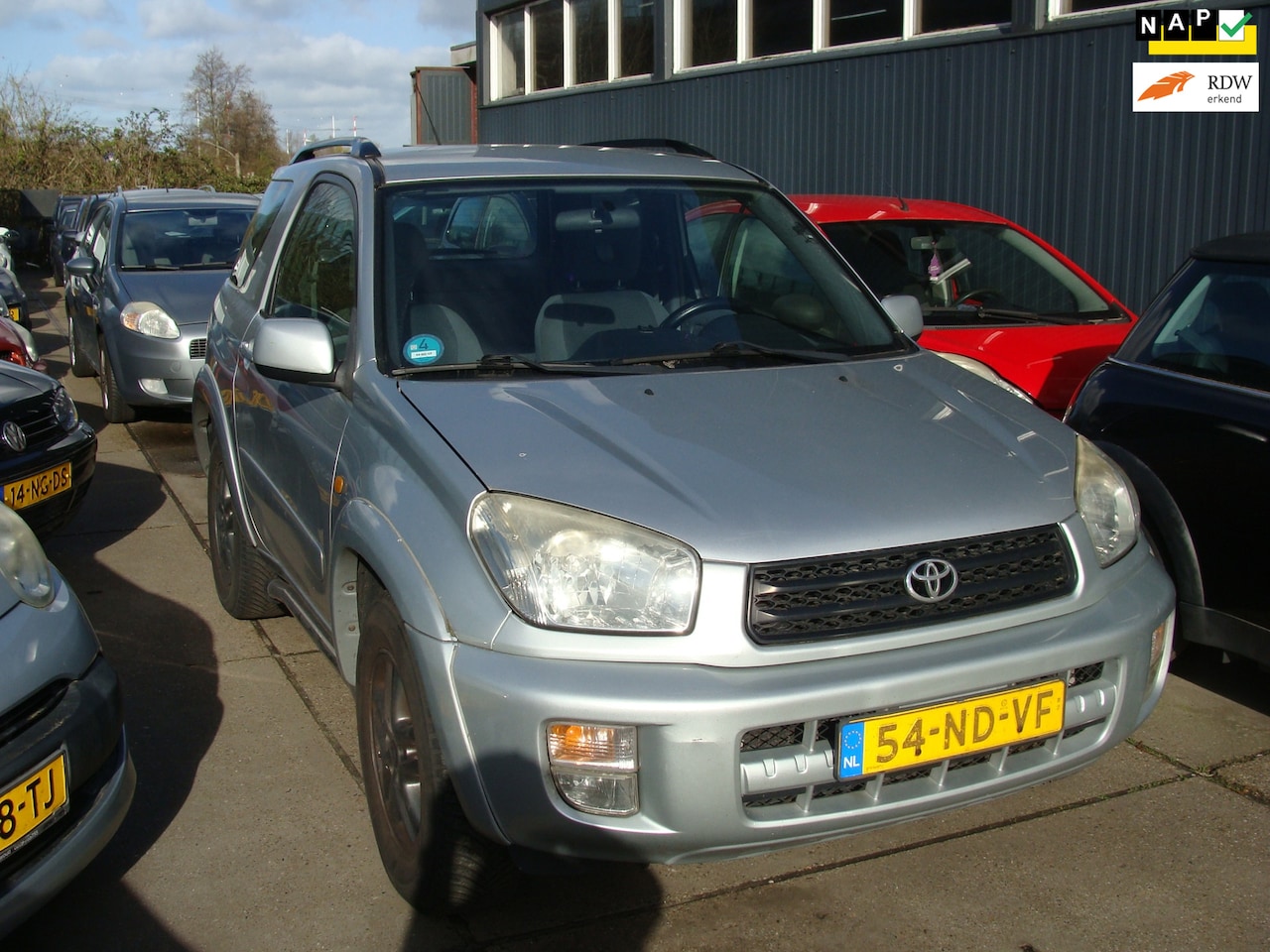 Toyota RAV4 - 1.8-16V VVT-i Sol st bekr airco elek pak nap apk - AutoWereld.nl