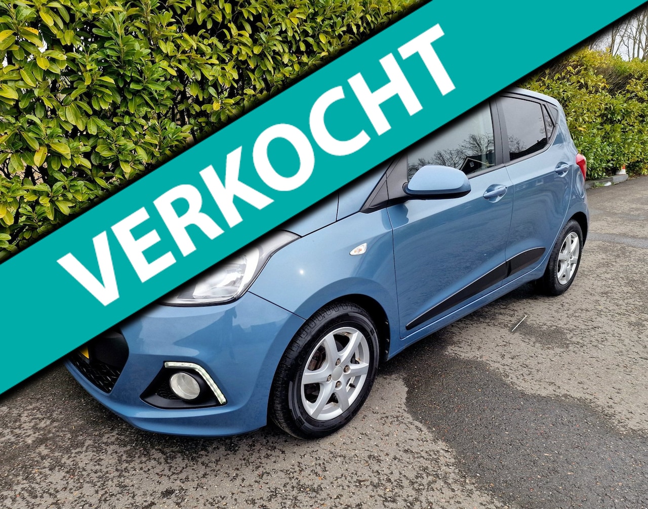 Hyundai i10 - 1.0i i-Motion Go! 2016 airco navi nw banden - AutoWereld.nl