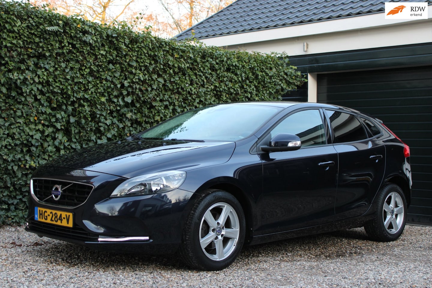 Volvo V40 - 2.0 D2 Momentum Business 2.0 D2 Momentum Business - AutoWereld.nl