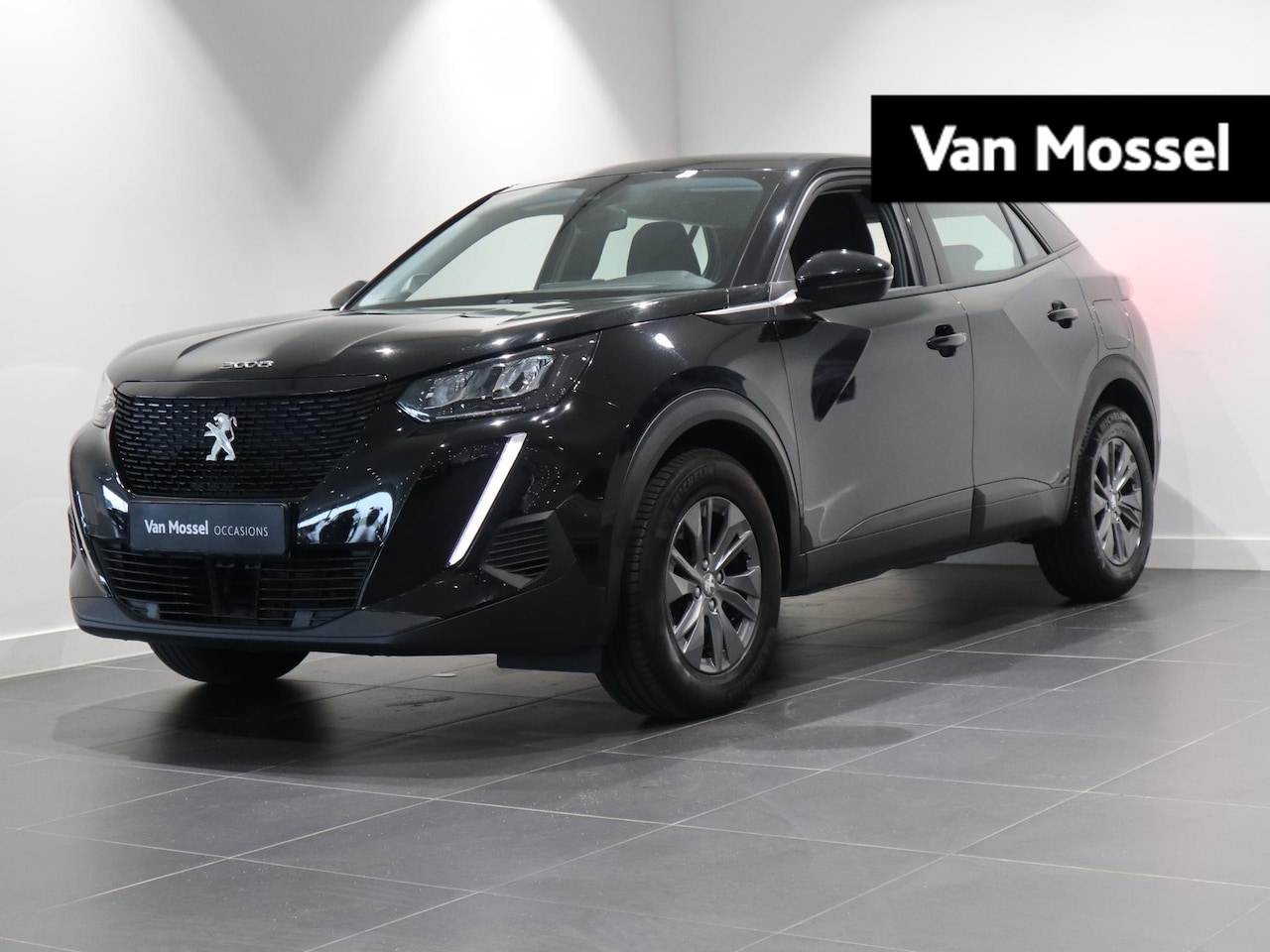 Peugeot 2008 - Active - NAVIGATIE - LM VELGEN - HOGE INSTAP - AutoWereld.nl