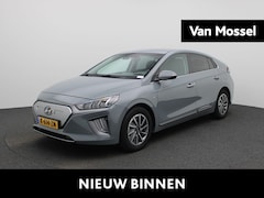 Hyundai IONIQ - Premium EV 38 kWh ADAPTIEVE CRUISE | NAVIGATIE | CAMERA | STOELVERWARMING & KOELING | STUU