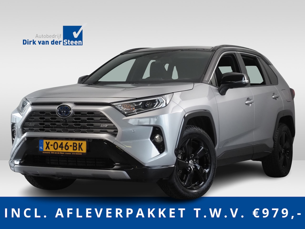 Toyota RAV4 - 2.5 Hybrid AWD Bi-Tone | Panoramadak | Bearlock | Volgsysteem | - AutoWereld.nl