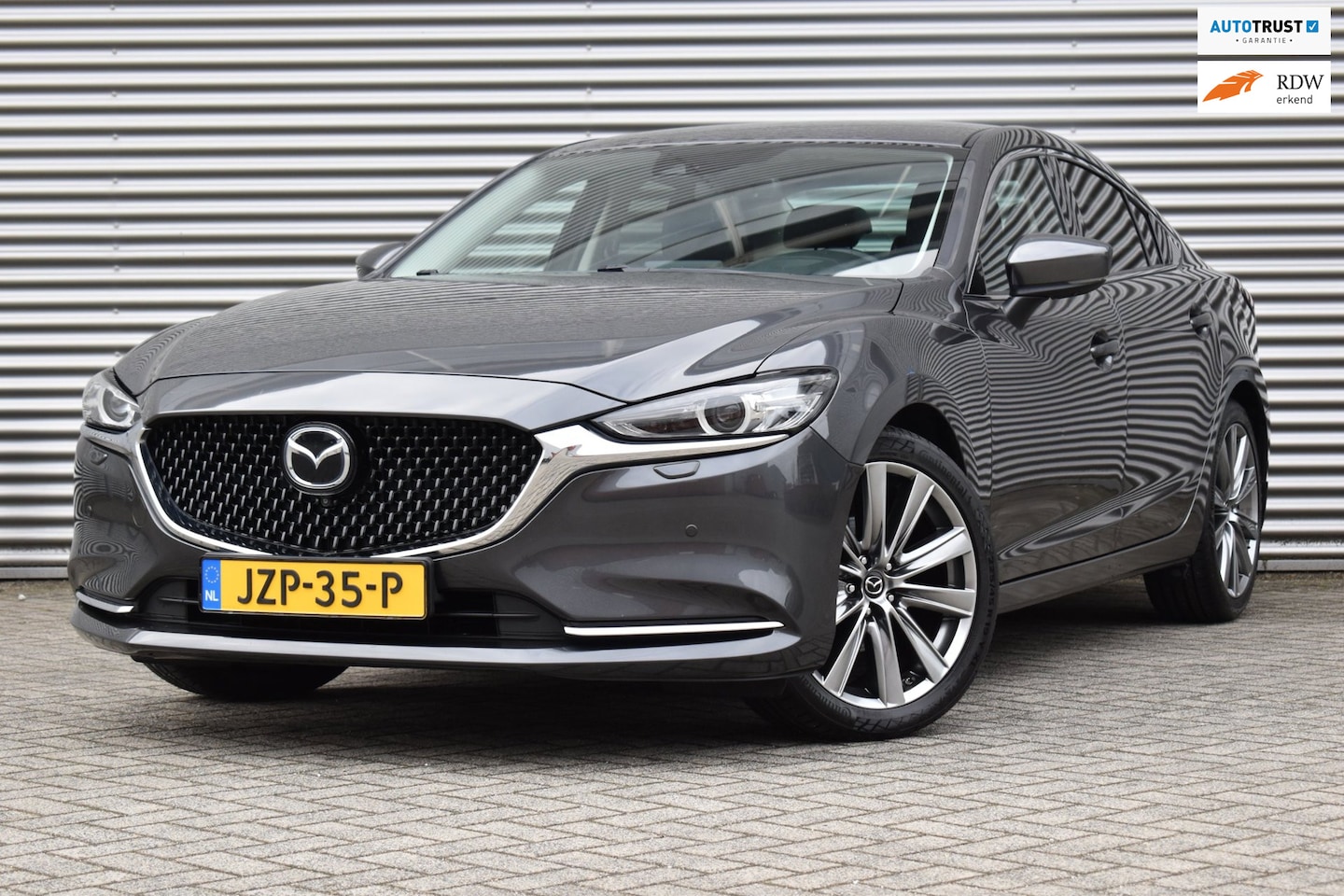Mazda 6 - 2.0 SkyActiv-G 165-PK, Airco, Ecc, Cruie, Navi, 360 Camera, Trekhaak. - AutoWereld.nl