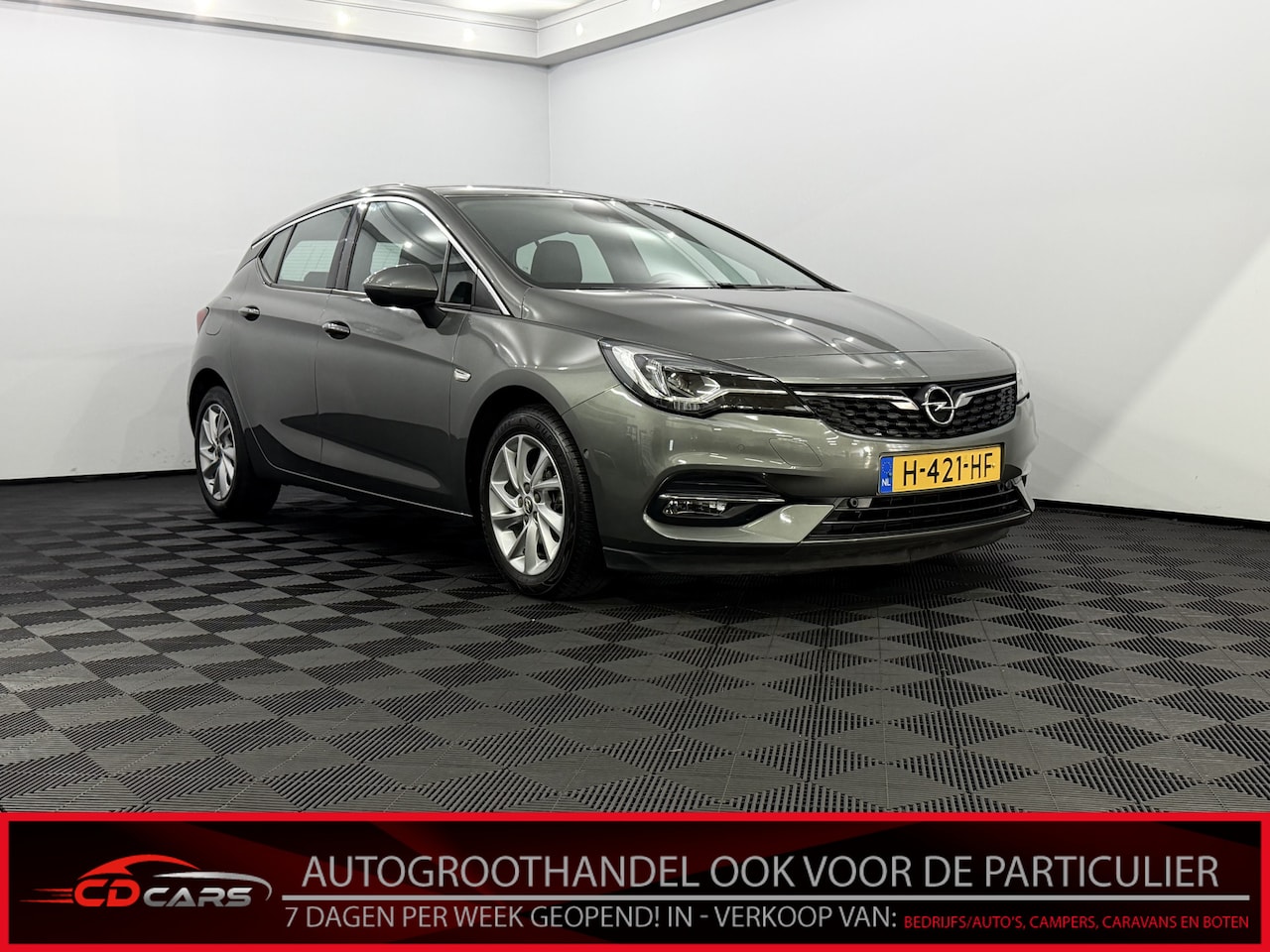 Opel Astra - 1.5 CDTI Elegance Half leder, Navi, Camera, Stoelverwarming/Stuurverwarming, Keyless start - AutoWereld.nl
