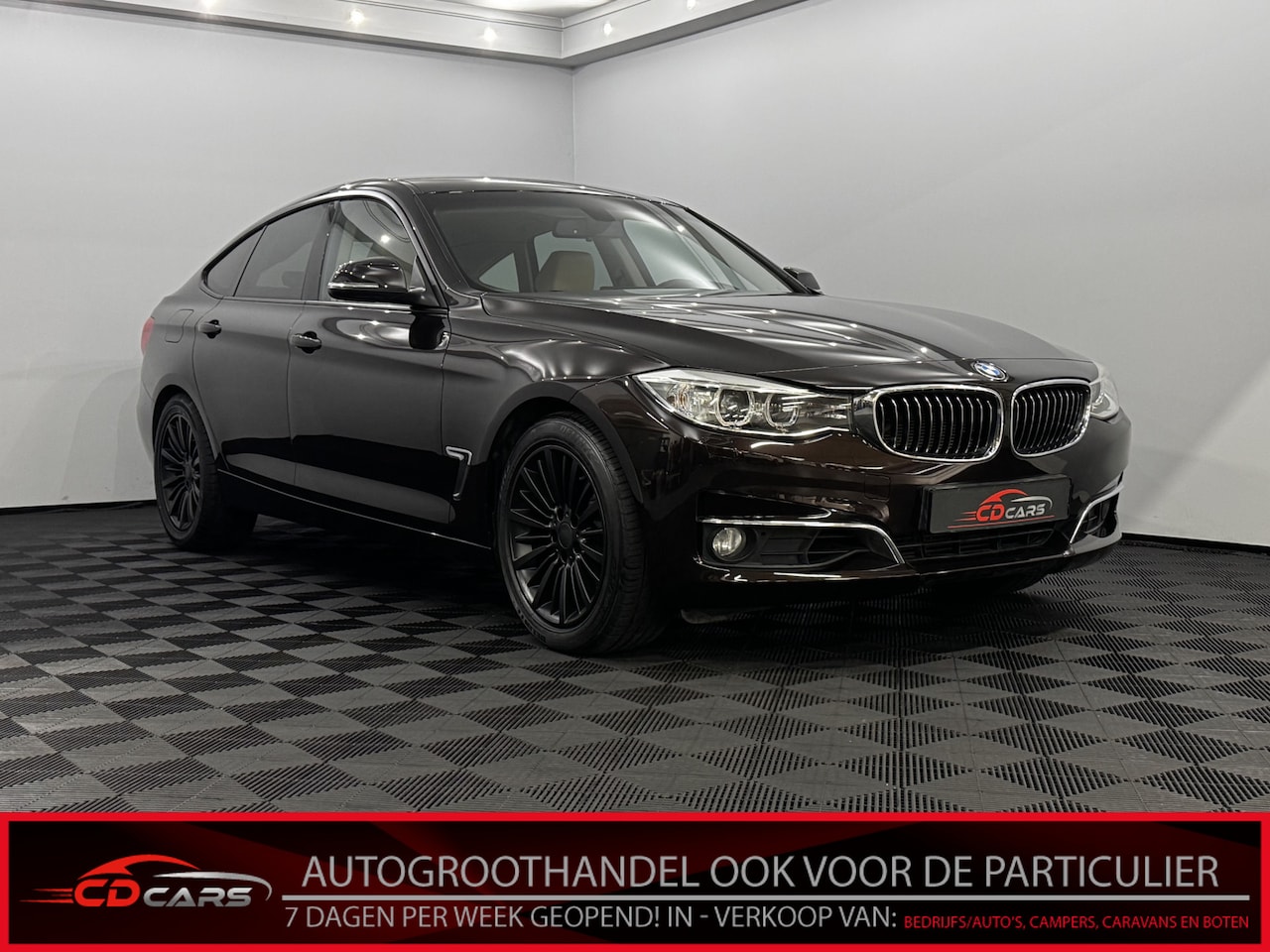BMW 3-serie Gran Turismo - 320i High Executive Leder, Parkeersensoren, Stoelverwarming, Keyless start, Elektrische ac - AutoWereld.nl