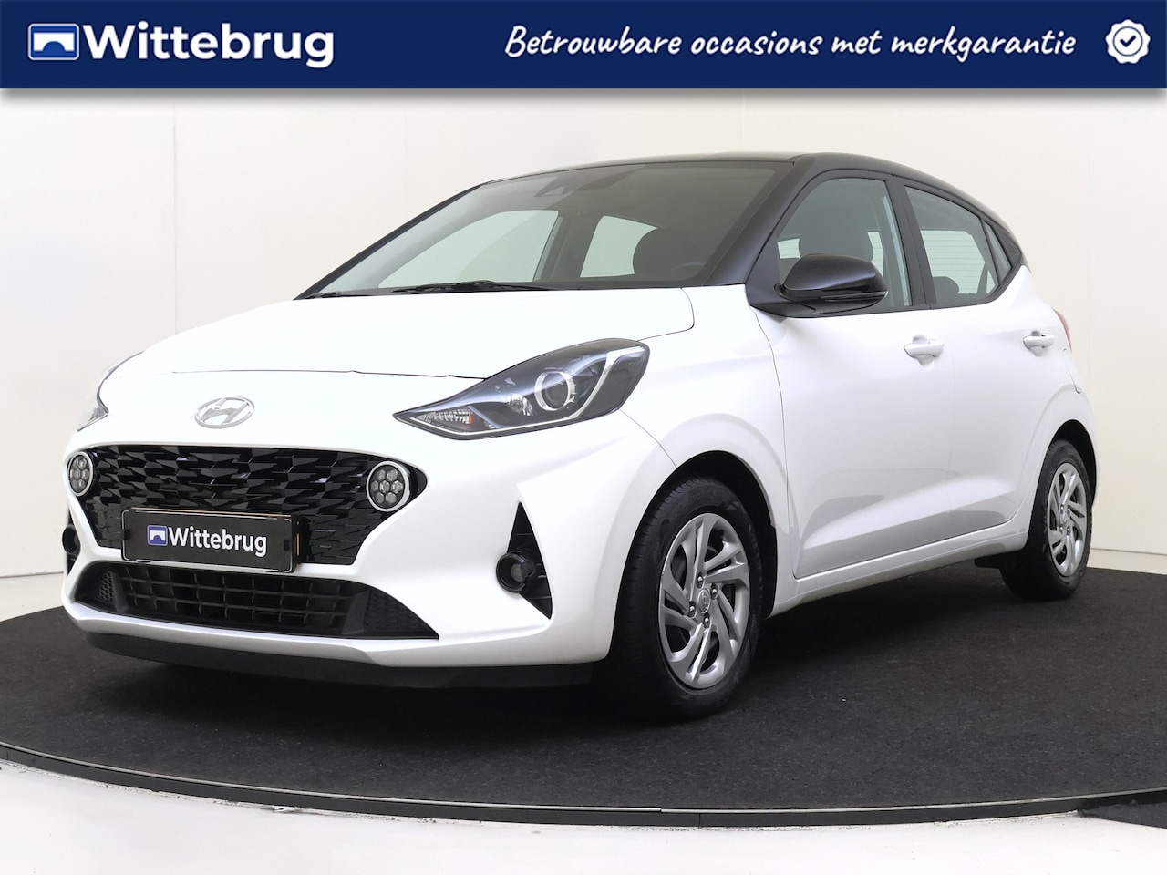 Hyundai i10 - 1.0 67PK Premium Parkeerhulp | Camera | Apple Carplay | Cruise Control | - AutoWereld.nl