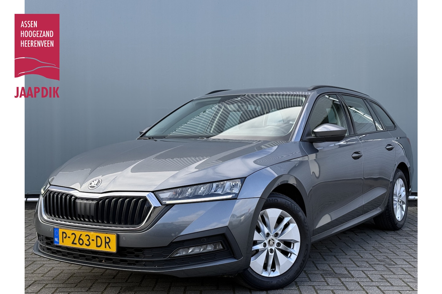 Skoda Octavia Combi - BJR 2022 1.0 TSI 111 PK Business Edition TREKHAAK | FULL LED | CAMERA | NAVI | CARPLAY | C - AutoWereld.nl