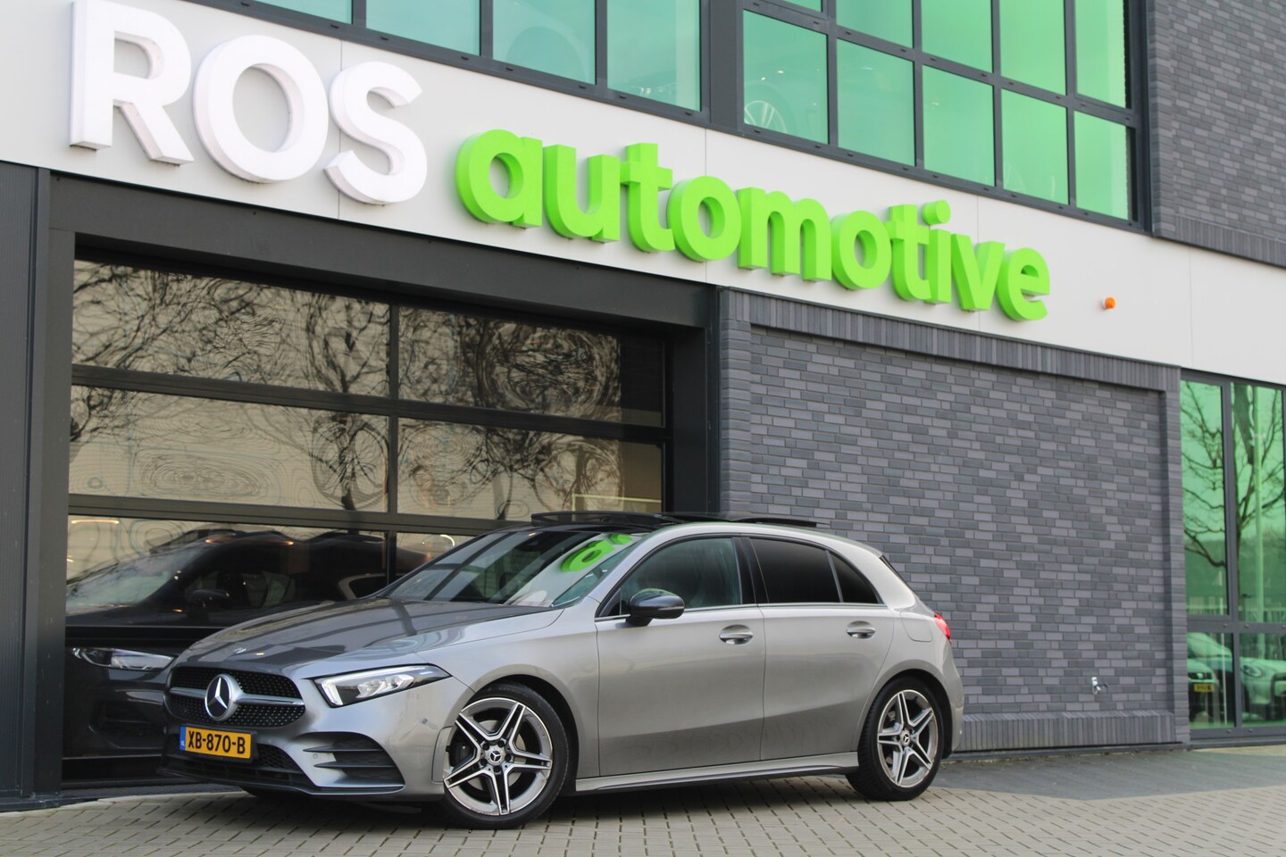 Mercedes-Benz A-klasse - 180 d Business Solution AMG | NAP! | PANO | CAMERA | CARPLAY | STOELVERWARMING | DEALER ON - AutoWereld.nl