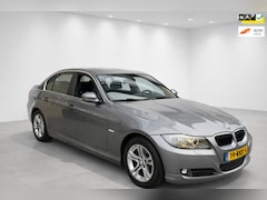 BMW 3-serie - 318i Corporate Lease Luxury Line, navigatie, leder, lichtmetaal, apk, nap, airco, pdc, cru