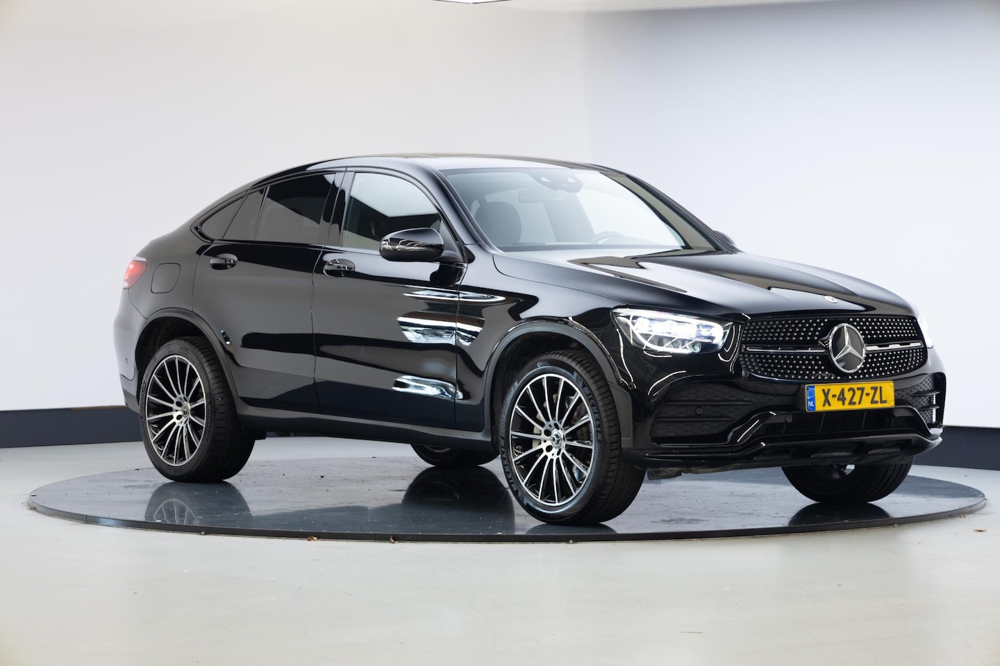 Mercedes-Benz GLC-klasse Coupé - 300e 4MATIC Advantage | AMG | Night | 20 Inch | Trekhaak | - AutoWereld.nl