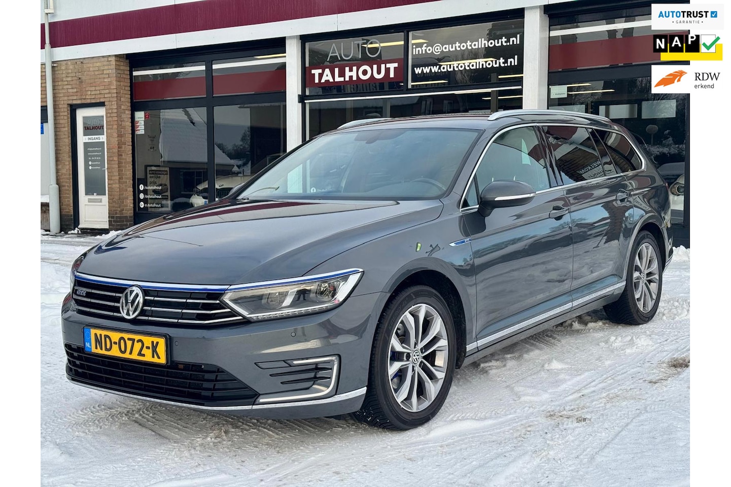 Volkswagen Passat Variant - 1.4 TSI GTE Connected Series | HYBRIDE | TREKHAAK | NAVIGATIE | STOELMASSAGE | - AutoWereld.nl