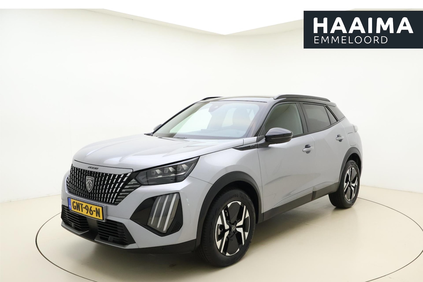 Peugeot 2008 - 1.2 Hybrid 136 GT Automaat | Navigatie | Dodehoek assistent | Camera | Draadloze telefoonl - AutoWereld.nl