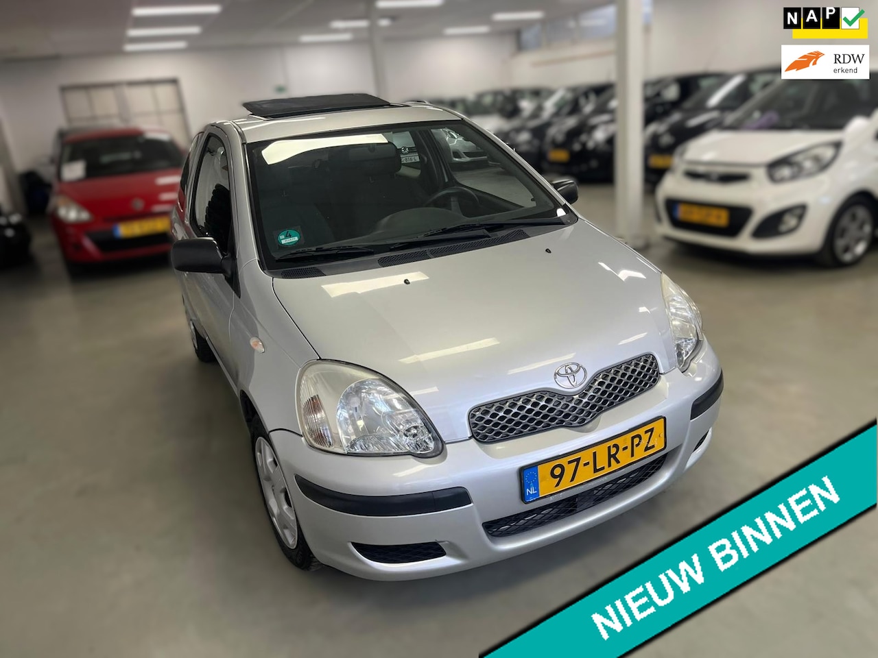 Toyota Yaris - 1.0 VVT-i Terra 1.0 VVT-i Terra - AutoWereld.nl