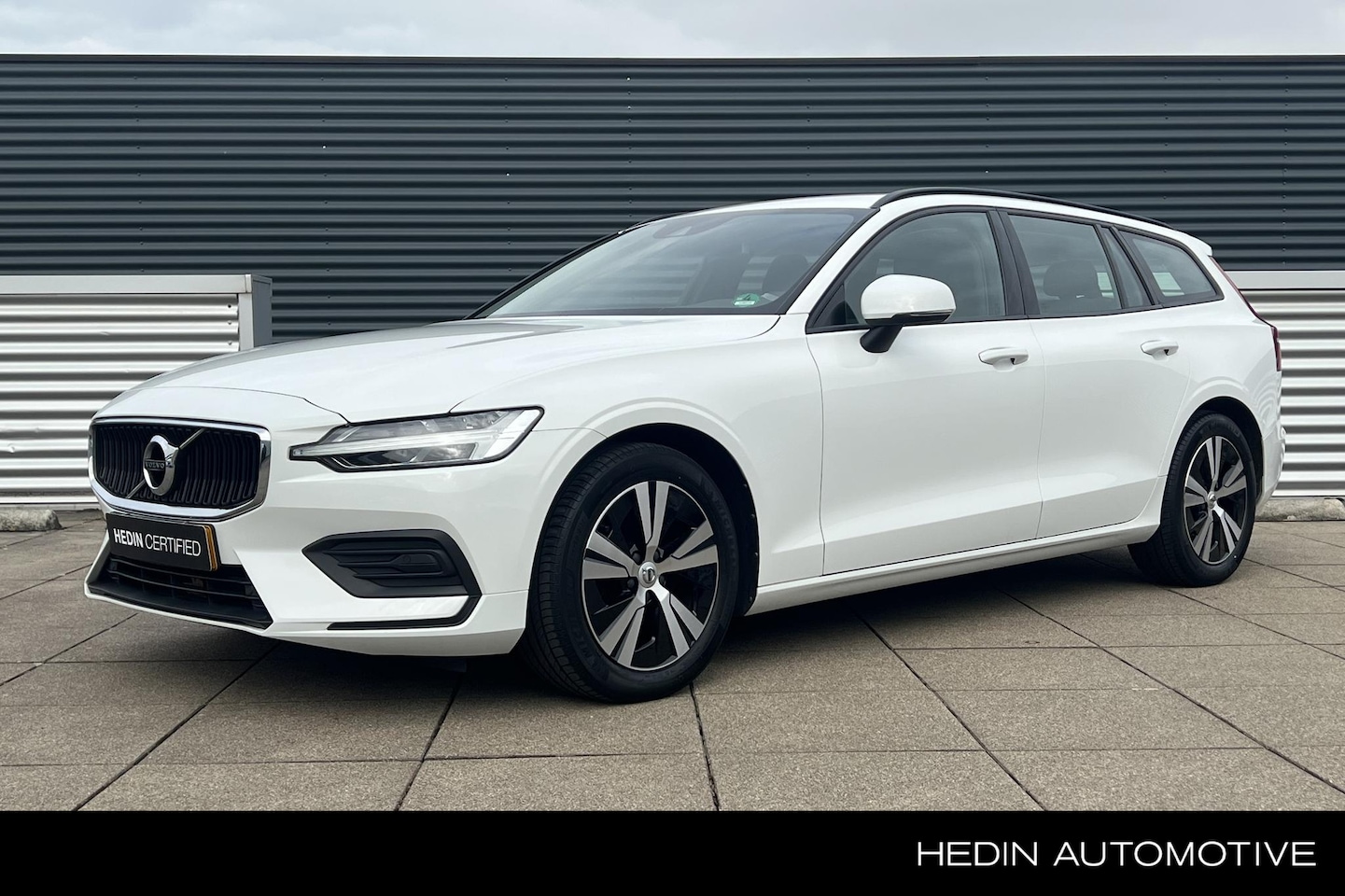 Volvo V60 - 2.0 B3 Momentum Advantage 2.0 B3 Momentum Advantage - AutoWereld.nl