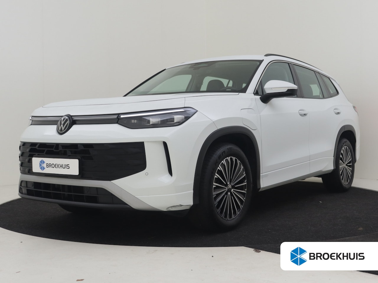 Volkswagen Tayron - 1.5 eHybrid Life 204pk DSG/AUTO | Dodehoek detectie | Adaptive cruise control | Stoelverwa - AutoWereld.nl