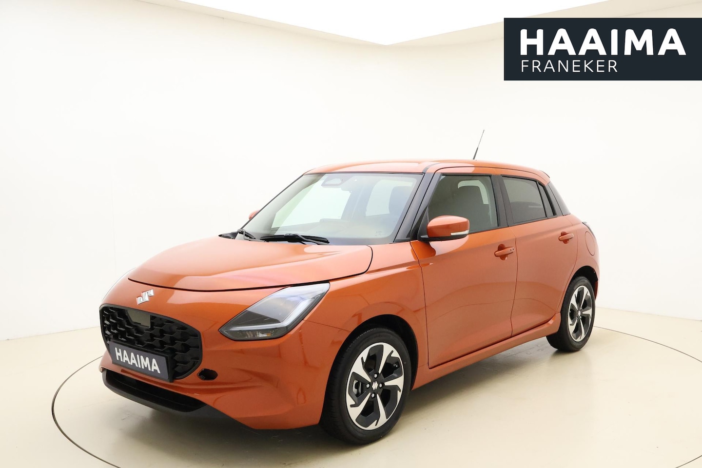 Suzuki Swift - 1.2 Style Smart Hybrid | Navigatie | Climate Control | Camera | Stoelverwarming | Adaptive - AutoWereld.nl