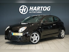 Alfa Romeo MiTo - 1.4 Distinctive + APPLE CARPLAY / CRUISE CONTROL / CLIMATE CONTROL
