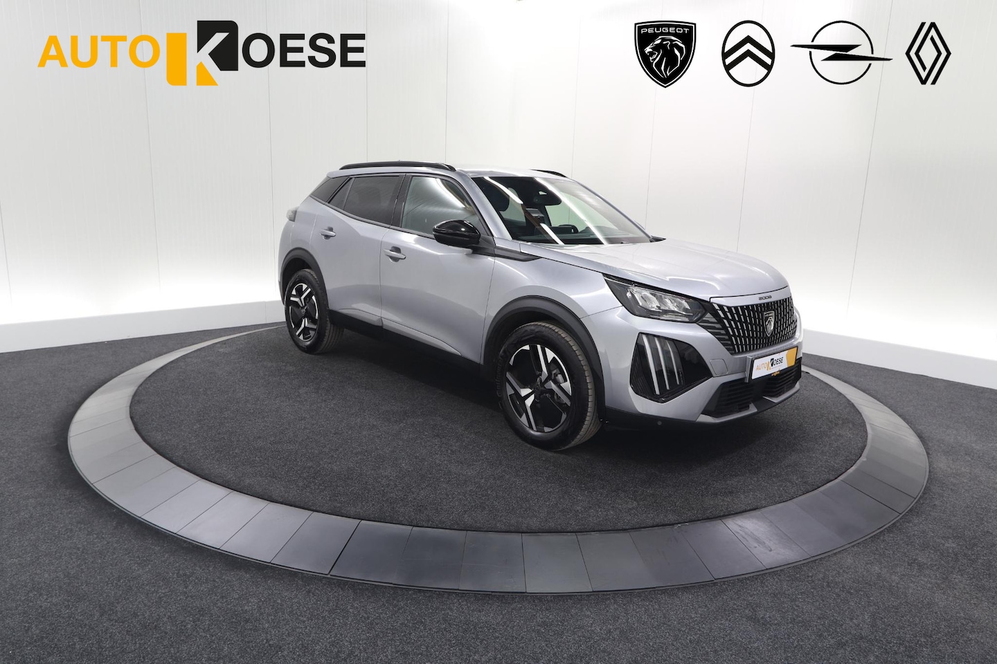 Peugeot 2008 - PureTech 100 Allure | Camera | Navigatie | Apple Carplay | Parkeersensoren - AutoWereld.nl