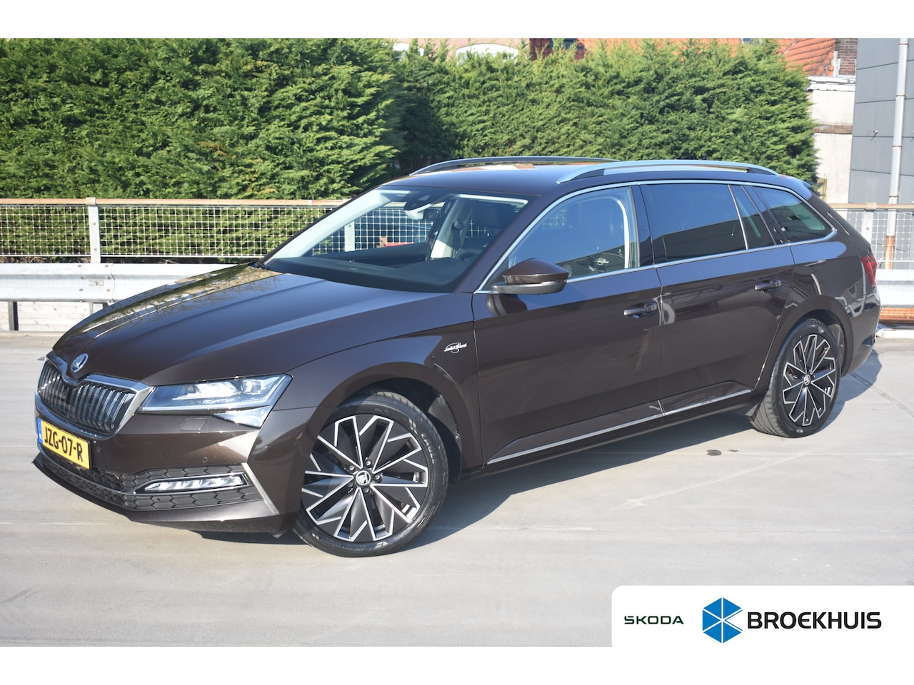 Skoda Superb Combi - Skoda 1.4 TSI iV Laurent & Klement 218PK | Lederen interieur | Elektrische stoel met geheu - AutoWereld.nl