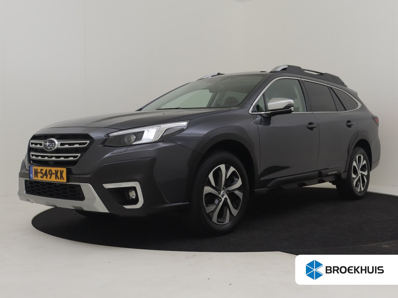 Subaru Outback - 2.5i Premium 169 Pk | 4WD | Panoramadak | Trekhaak | Stoel/Stuurverwarming | Navigatie | K - AutoWereld.nl