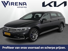 Volkswagen Passat Variant - GTE 1.4 TSI 218 PK PHEV Highline - Virtual Cockpit - LED Matrix IQ - dynaudio speakers - N