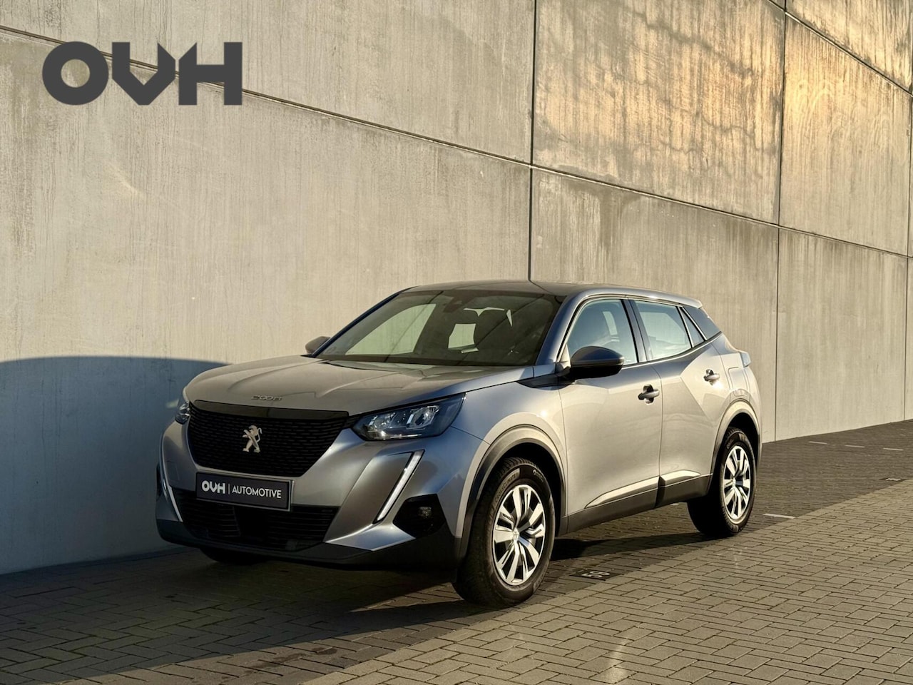 Peugeot 2008 - 1.2 Allure | Cam| Clima | Cruise - AutoWereld.nl