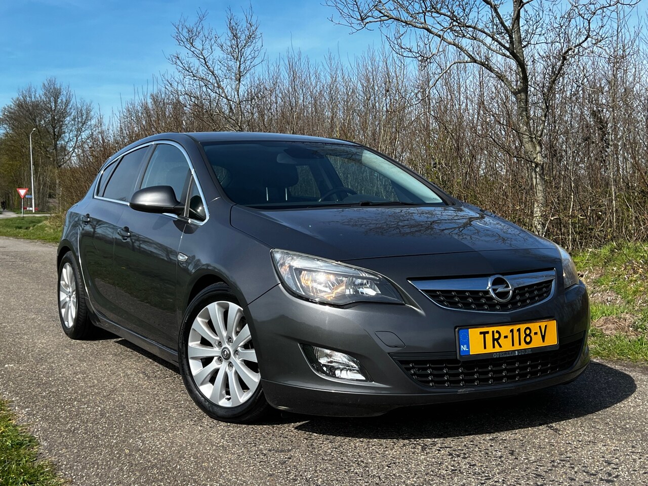 Opel Astra - 1.6 Turbo Sport | " 149.000 " KM + Cruise control | - AutoWereld.nl