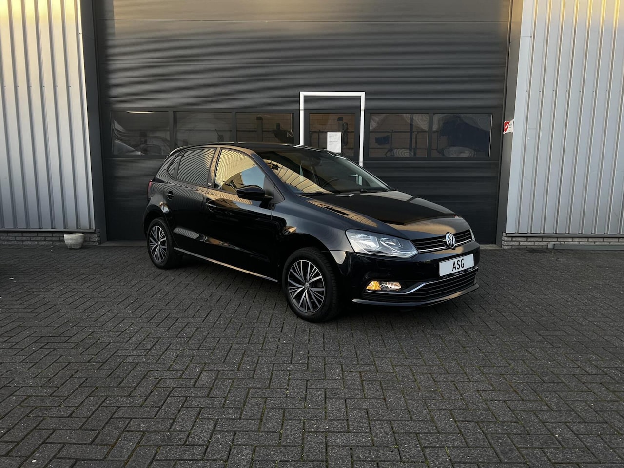 Volkswagen Polo - 1.0 Allstar |BLEUTOOTH|NAVI|PDC|ZEER NET| - AutoWereld.nl