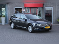 Volkswagen Passat Variant - 1.5 TSI Comf. Premium Trekhaak/Camera/Adaptive/Virtual