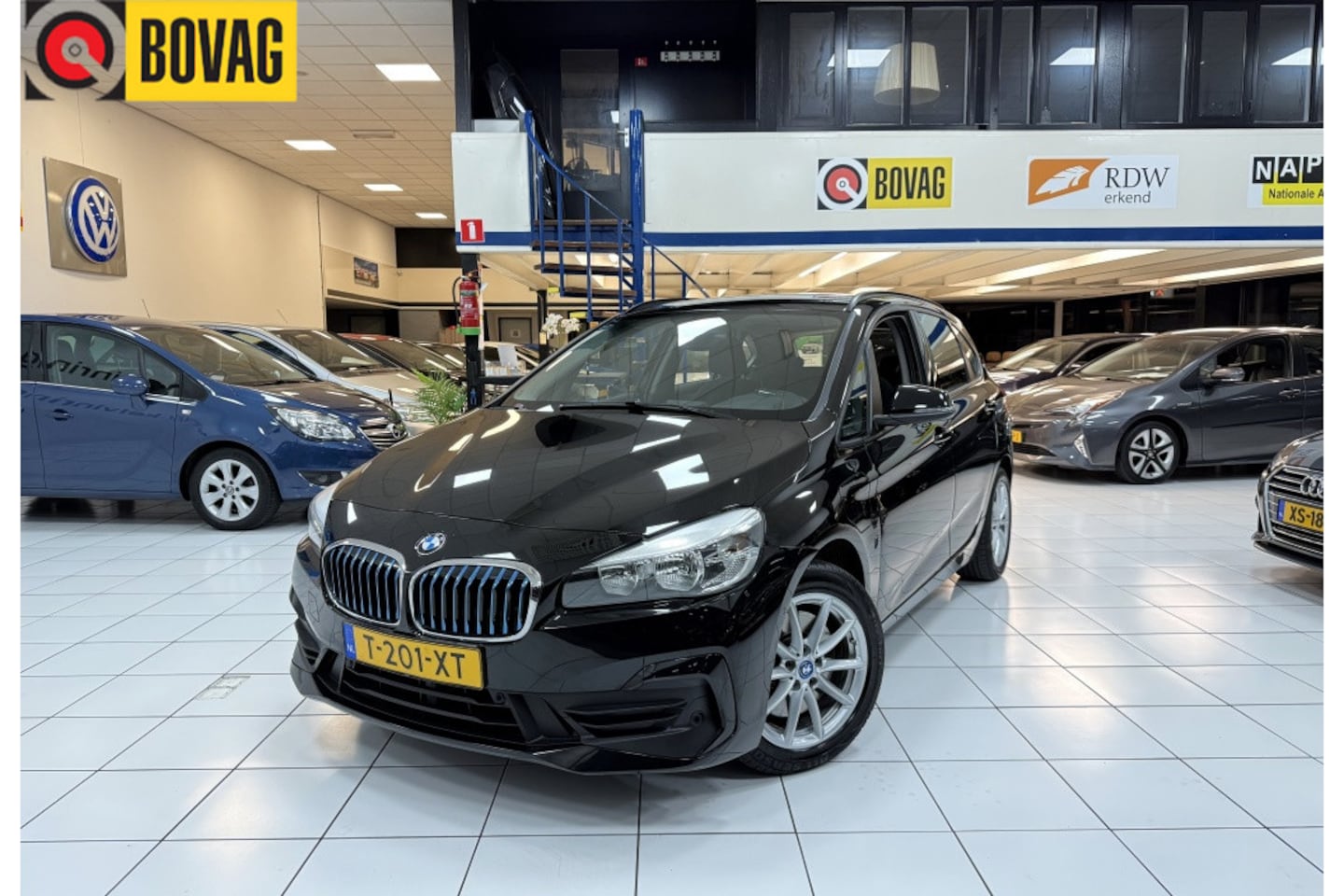 BMW 2-serie Active Tourer - 225xe iP High Exec Bovag Garantie - AutoWereld.nl