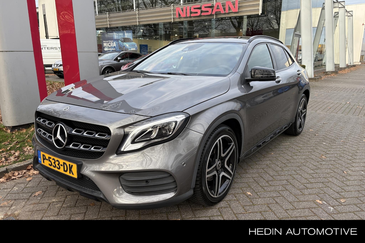 Mercedes-Benz GLA-Klasse - 180 Business Solution AMG Automaat | Panorama dak | LM Velgen | Camera - AutoWereld.nl