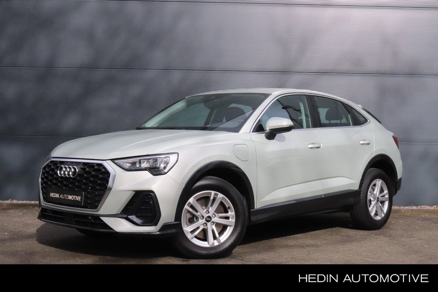 Audi Q3 Sportback - 45 TFSI e Advanced Edition | Navigatie | Parkeersensoren | Cruise Control | Apple Carplay - AutoWereld.nl