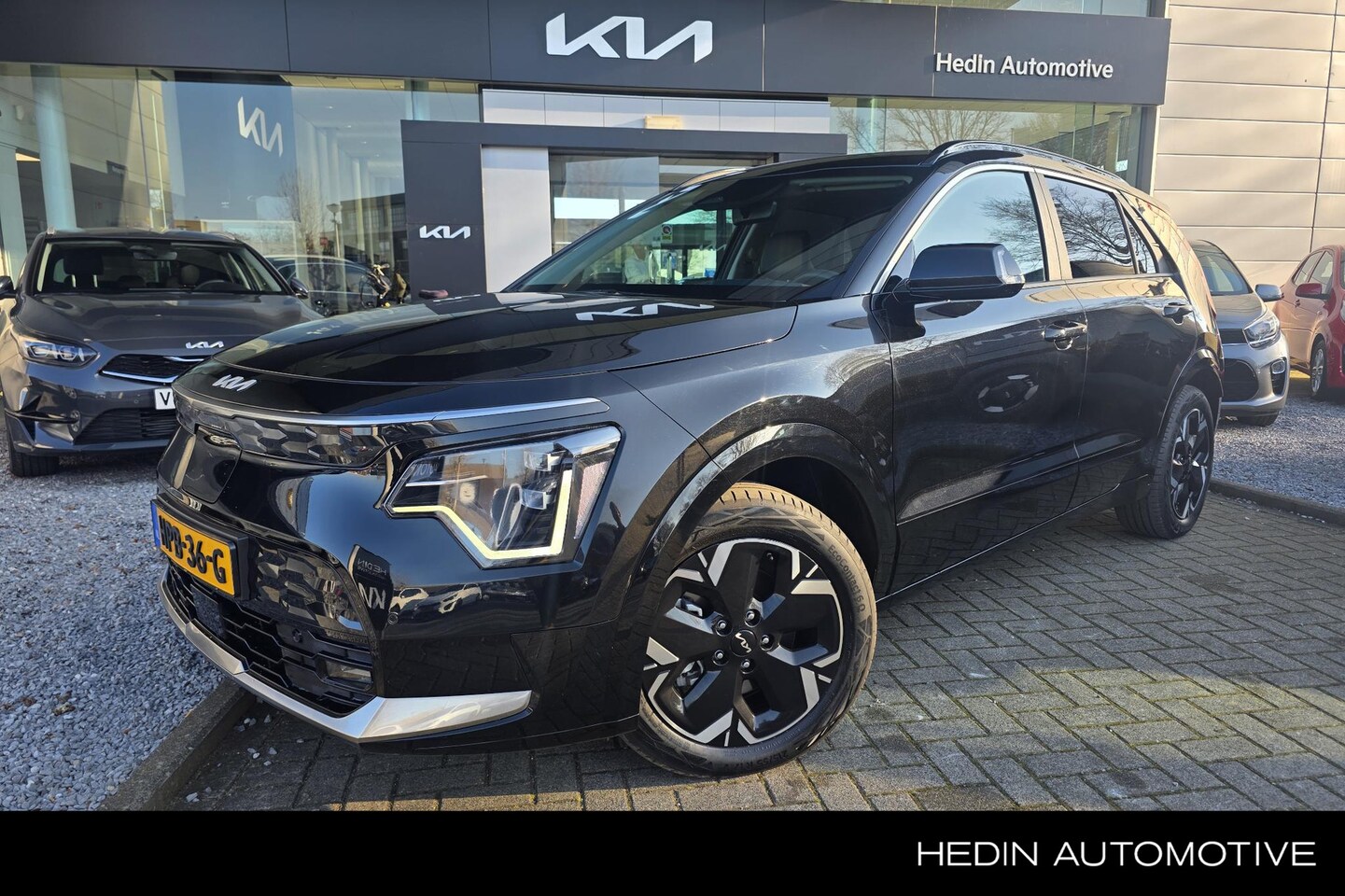 Kia Niro EV - Plus 64.8 kWh | Schuif-/ kanteldak | Dodehoekdetectie | Stoel- en Stuurverwarming | - AutoWereld.nl
