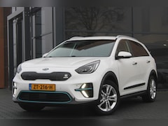 Kia e-Niro - ExecutiveLine 64 kWh | Trekhaak | Leder | Camera | ACC