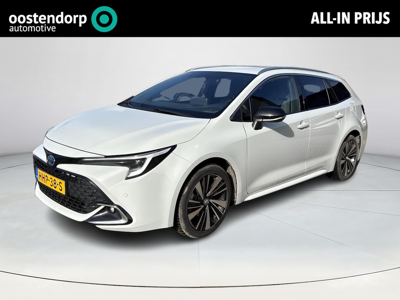 Toyota Corolla Touring Sports - Hybrid 140 Dynamic **STOELVERWARMING/ KEYLESS/ PARKEERSENSOREN** - AutoWereld.nl