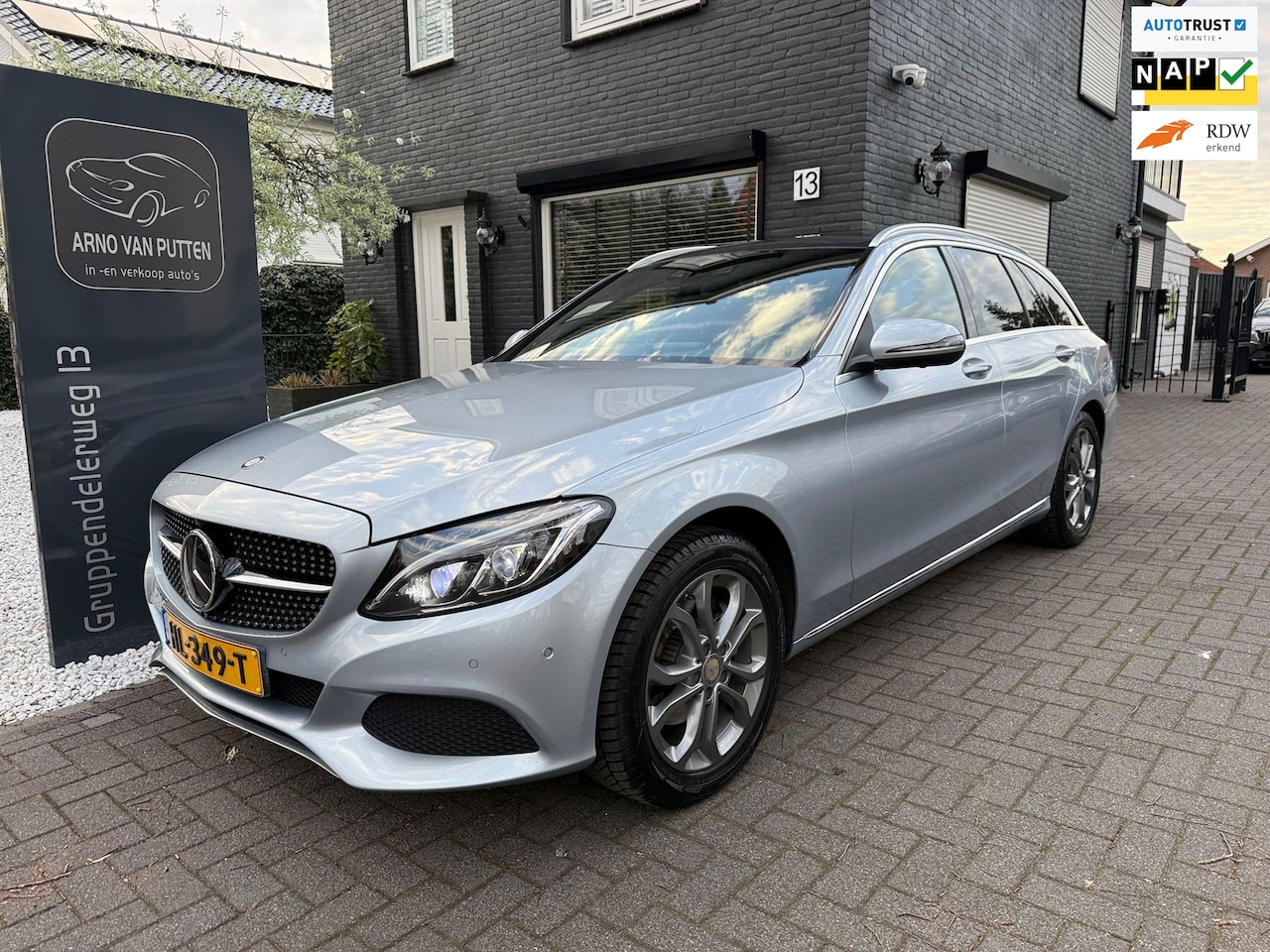 Mercedes-Benz C-klasse Estate - 200 Prestige /Pano /360 Camera /Leer /Distronic - AutoWereld.nl