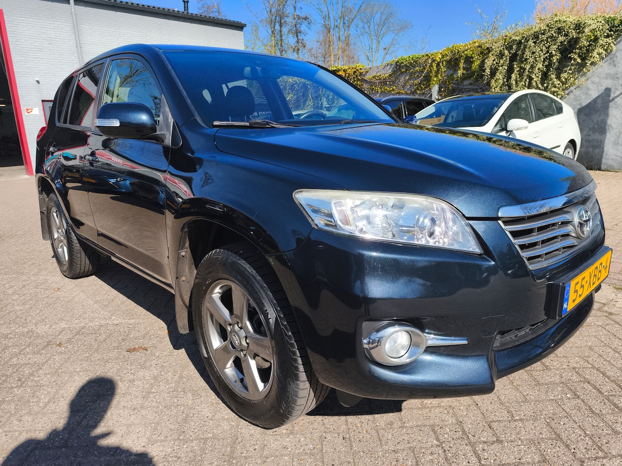 Toyota RAV4 - 2.0 VVT-i 2WD X-Style, Navigatie, Trekhaak - AutoWereld.nl