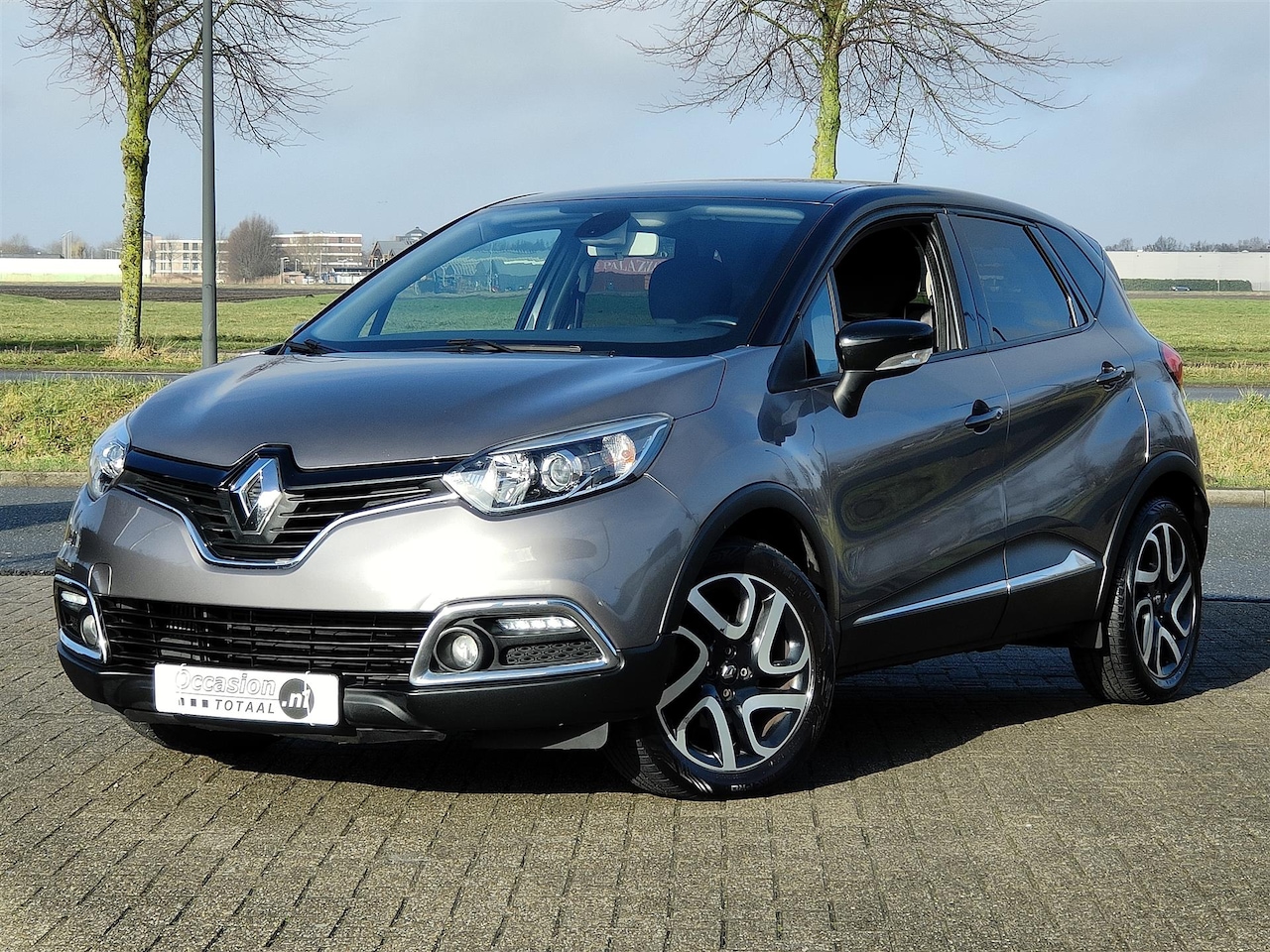 Renault Captur - 1.2 TCe Dynamique | Automaat | Navigatie | Trekhaak - AutoWereld.nl