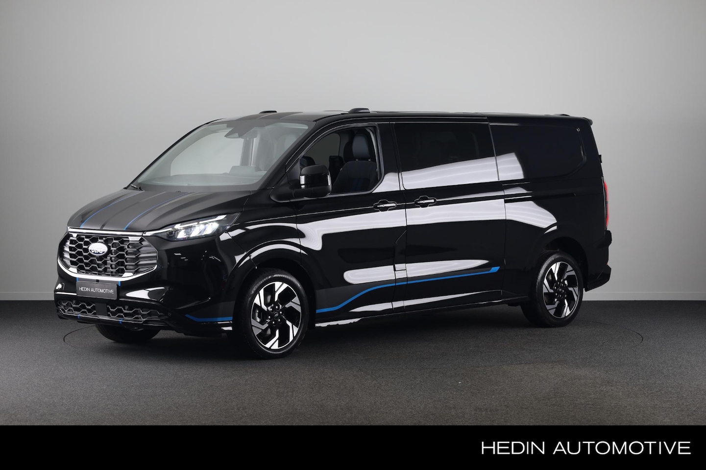Ford Transit Custom - 320 2.5 PHEV L2H1 Sport DC| Nieuw te bestellen! - AutoWereld.nl