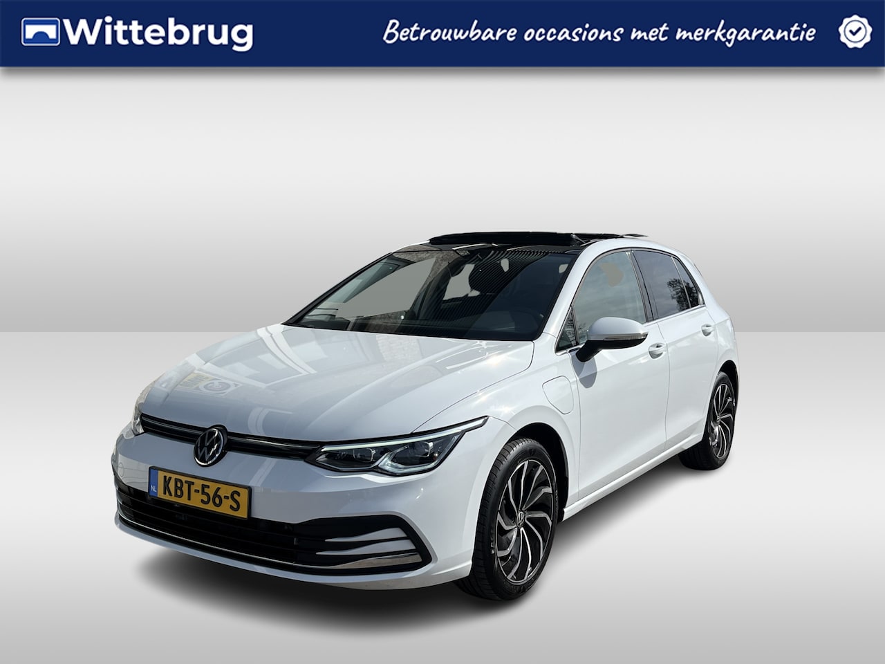 Volkswagen Golf - 1.4 eHybrid Style / AUTOMAAT/ PANO/ MEMORY SEAT/ PARK. SENSOREN + CAMERA/ CRUISE/ NAVI/ AP - AutoWereld.nl