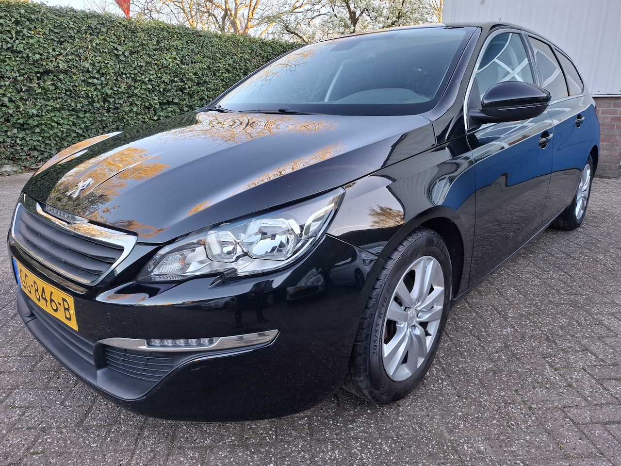 Peugeot 308 SW - 1.6 BlueHDI Blue Lease Pack CLIMAT/CRUISE/NAVI/PDC.A 120PK - AutoWereld.nl
