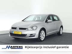 Volkswagen Golf - 1.2 TSI 110pk Business Edition Connected Trekhaak Camera Stoelverwarming Navigatie