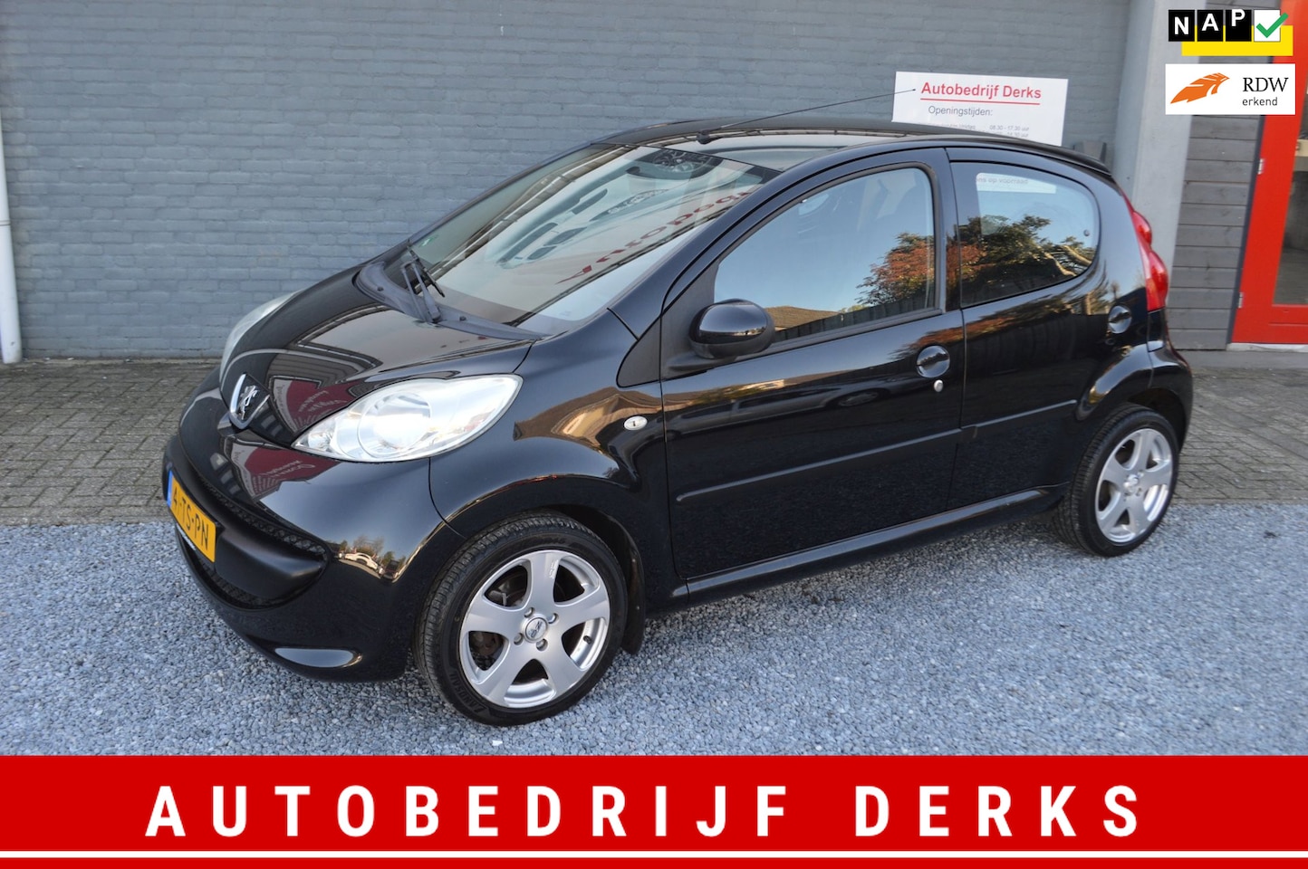 Peugeot 107 - 1.0-12V XS Airco 5Drs Stuurbekrachtiging Jaar Garantie - AutoWereld.nl